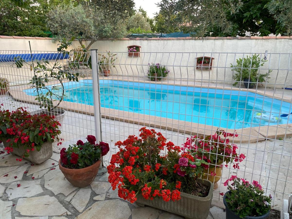 Chambre D'Hotes - Les Oliviers Bed & Breakfast Arles Eksteriør bilde